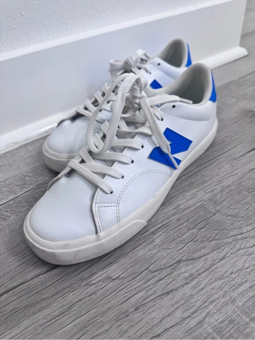 New Balance 210 Low White Royal Blue Leather Sneakers CT210WLR Men Size 9